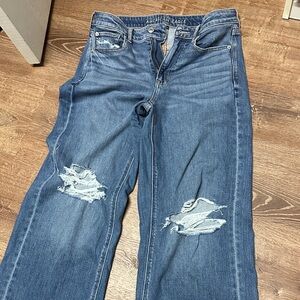 American Eagle Outfitters Women's Straight Leg Jeans in Blue
